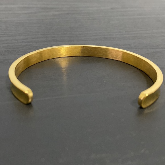 Lot of 6 Gold Tone Cuff Bracelets and Bangles - Picture 12 of 14